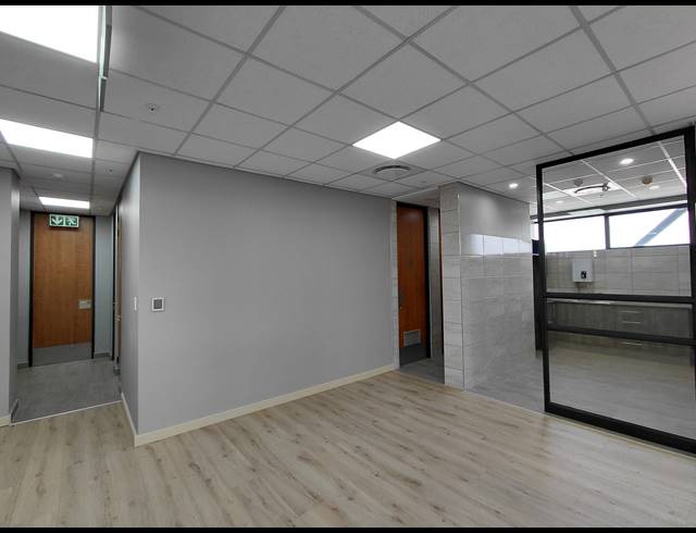 6,700M² WAREHOUSE TO LET IN BREDELL